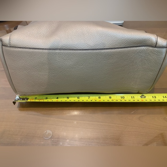 Coach Gold Leather and Chain Women's Bag - Picture 10 of 13